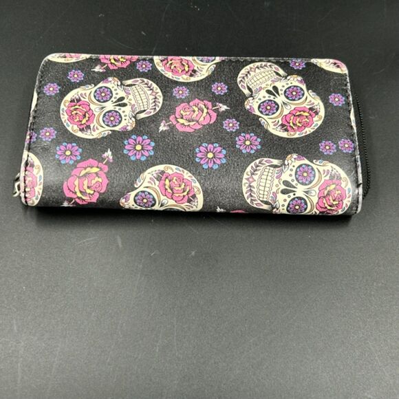 Sugar Skull Zip Around Wallet Faux Leather - Picture 2 of 11